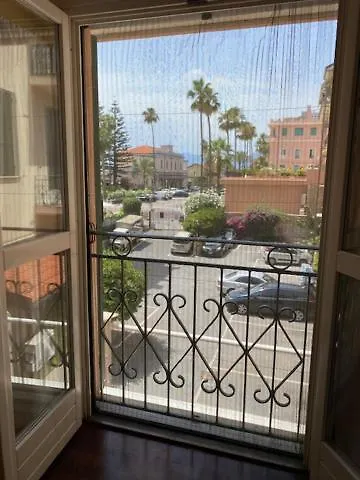 The Shell Lägenhet *