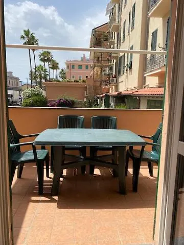 The Shell Apartment *